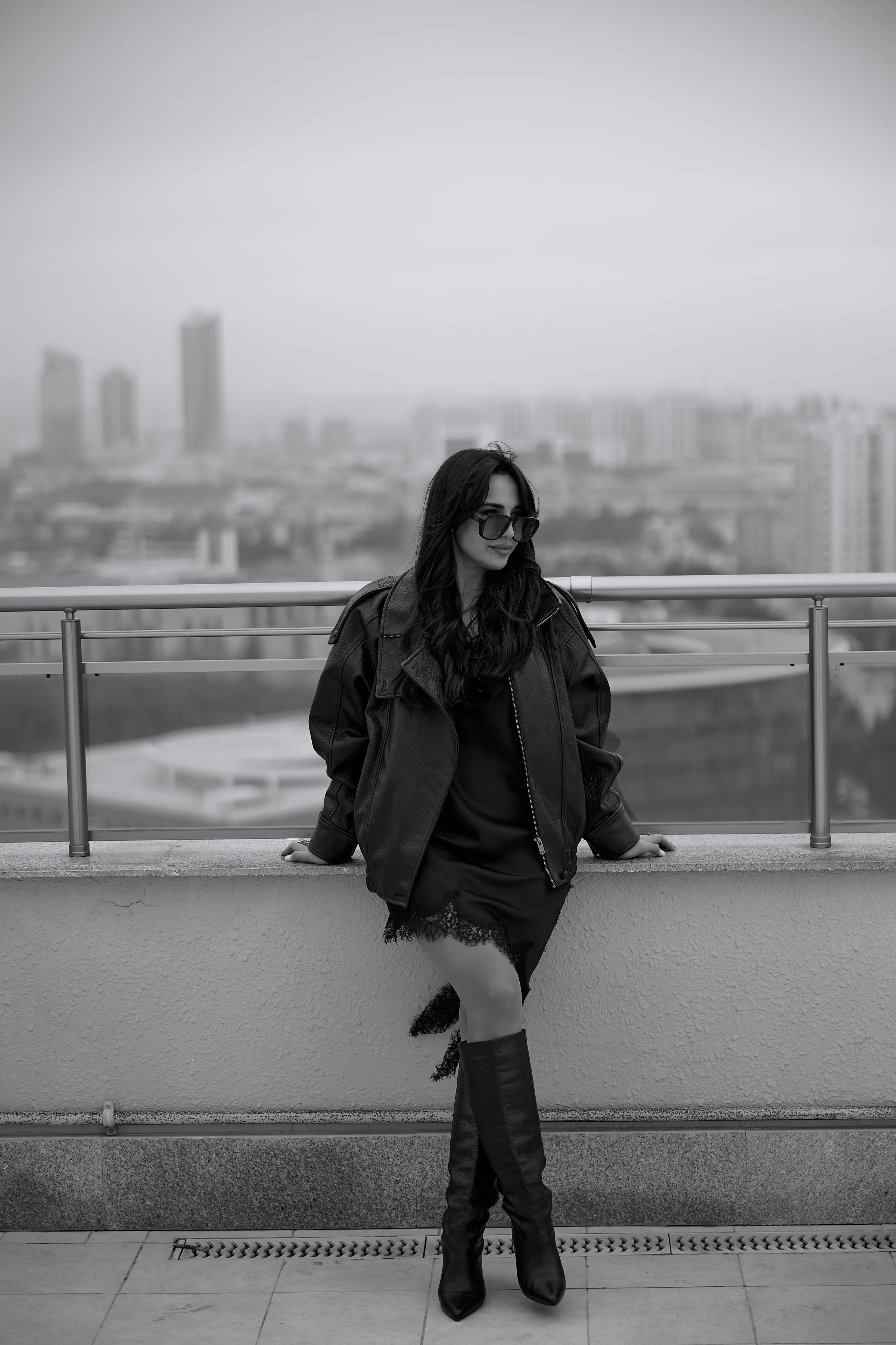 Portrait 04 — photograph 1 of 2